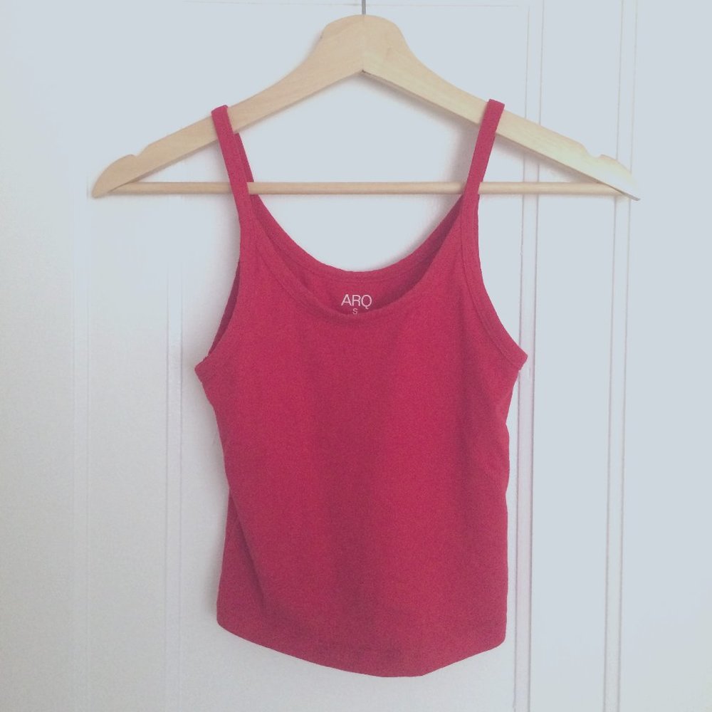 ARQ crop tank (red, size small)